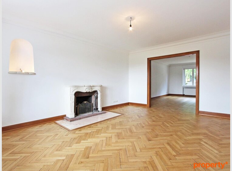 Townhouse for rent 6 bedrooms in Luxembourg (LU) - Ref. 5489883