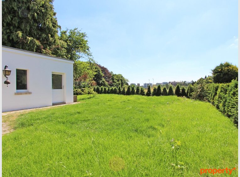 Townhouse for rent 6 bedrooms in Luxembourg (LU) - Ref. 5489883