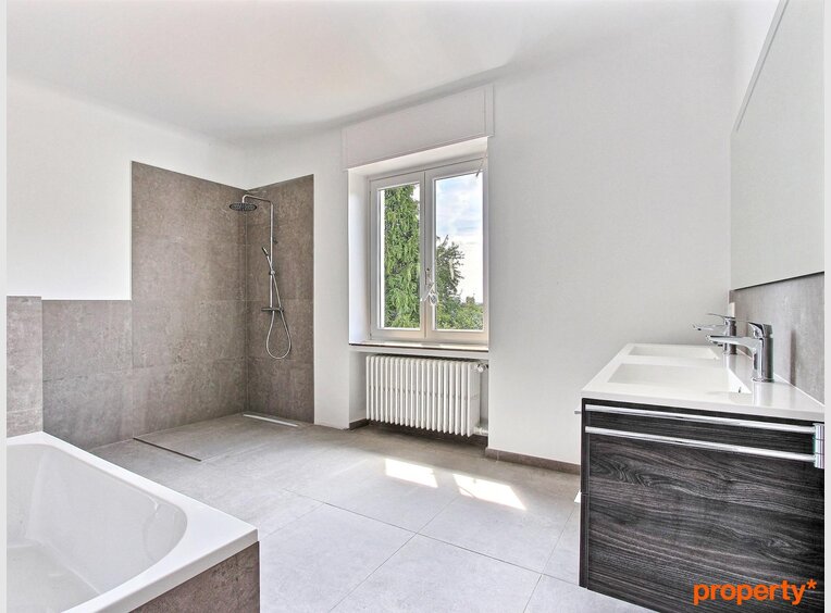 Townhouse for rent 6 bedrooms in Luxembourg (LU) - Ref. 5489883