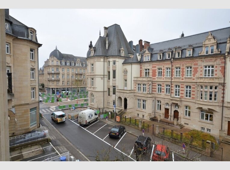 Bureau à louer à Luxembourg (LU) - Réf. 7039707