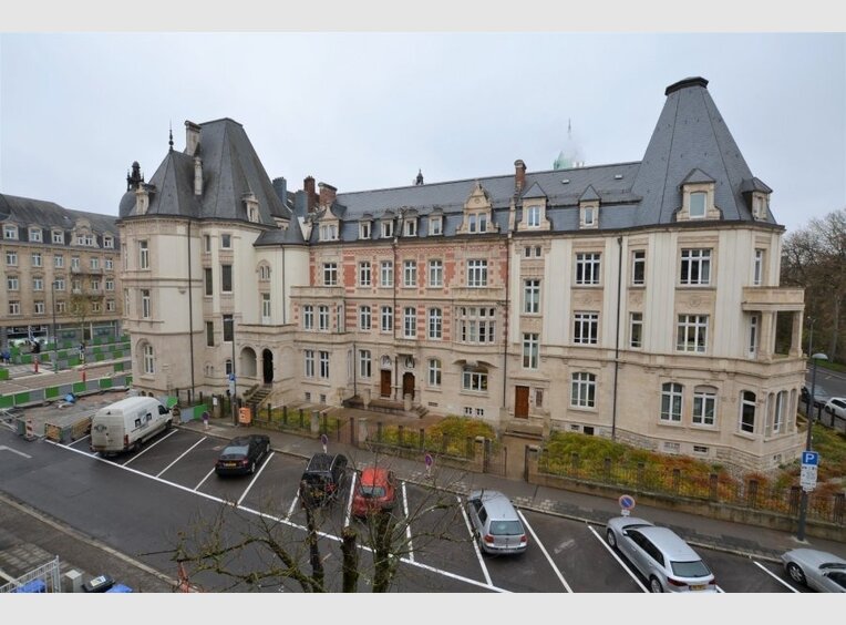 Bureau à louer à Luxembourg (LU) - Réf. 7039707