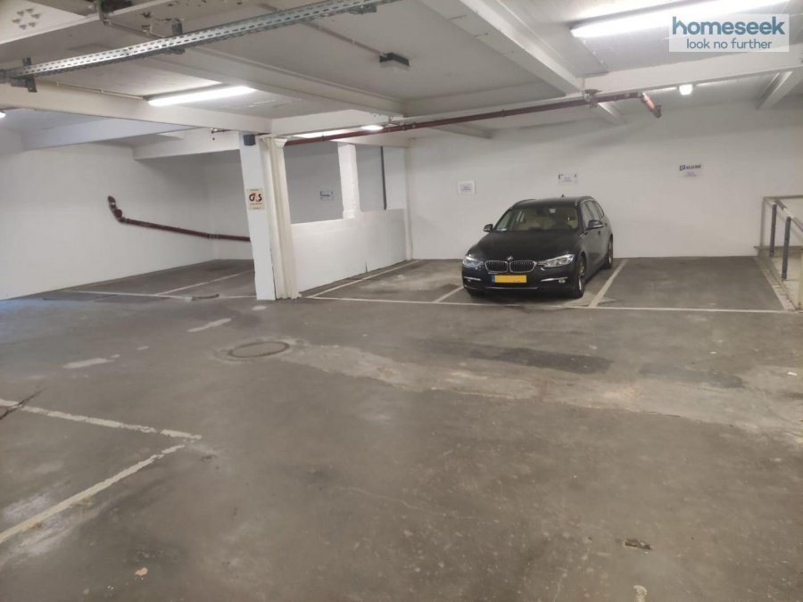 Garage - Parking à louer à Luxembourg-Gare