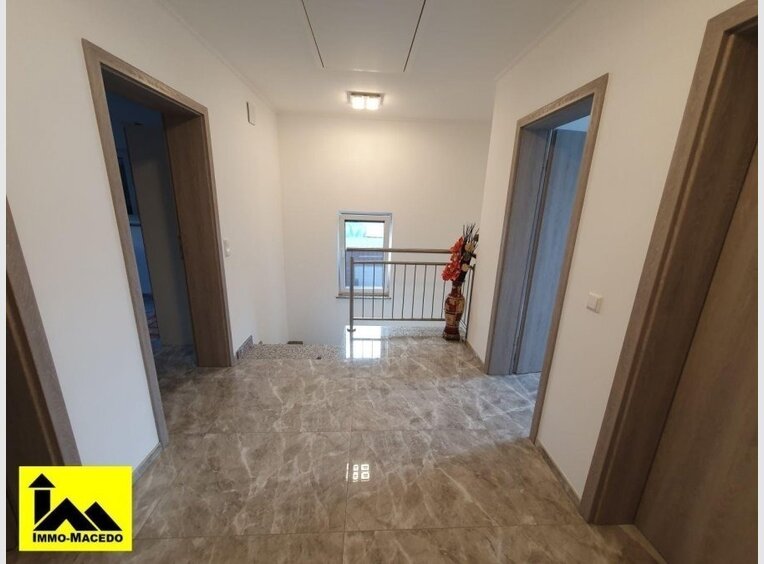 Maison jumelée à vendre 4 Chambres à Schieren (LU) - Réf. 6822875