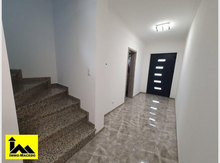 Maison jumelée à vendre 4 Chambres à Schieren (LU) - Réf. 6822875