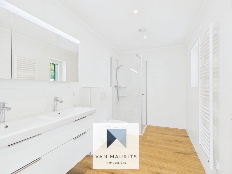 Appartement à louer 3 chambres à Oetrange