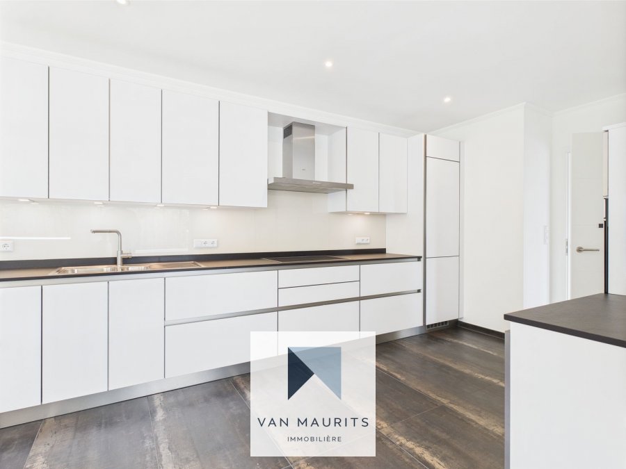 Appartement à louer 3 chambres à Oetrange