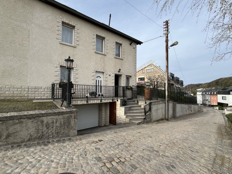Maison jumelée à vendre 3 chambres à Luxembourg-Eich