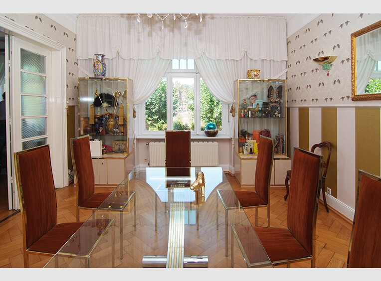 Villa à vendre 16 Pièces à Mettlach (DE) - Réf. 7005452
