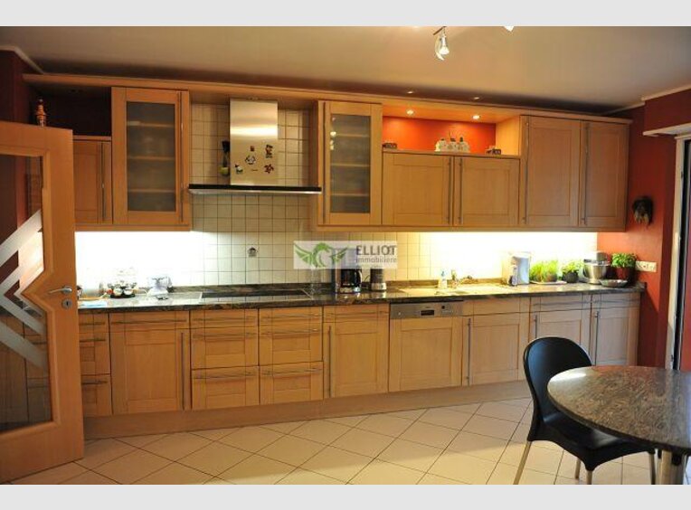 Maison jumelée à vendre 4 Chambres à Rodange (LU) - Réf. 6701340