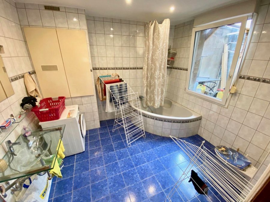 Haus zu verkaufen 6 Schlafzimmer in Esch-sur-Alzette