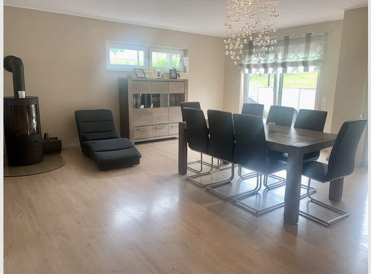 House for sale 10 rooms in Perl (DE) - Ref. 7225884