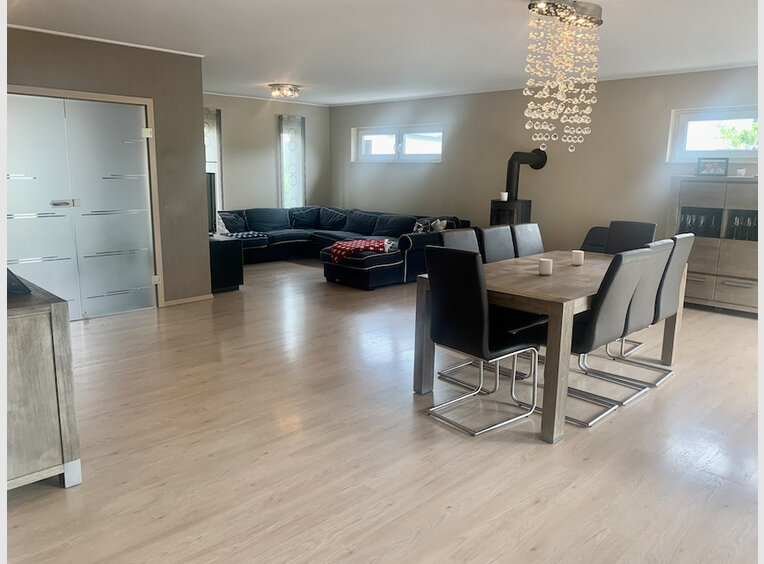 House for sale 10 rooms in Perl (DE) - Ref. 7225884
