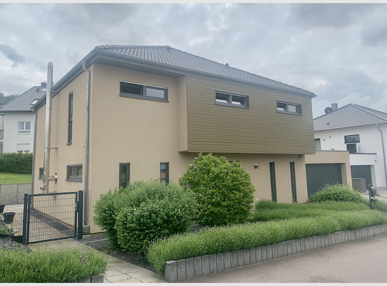 House for sale 10 rooms in Perl (DE) - Ref. 7225884
