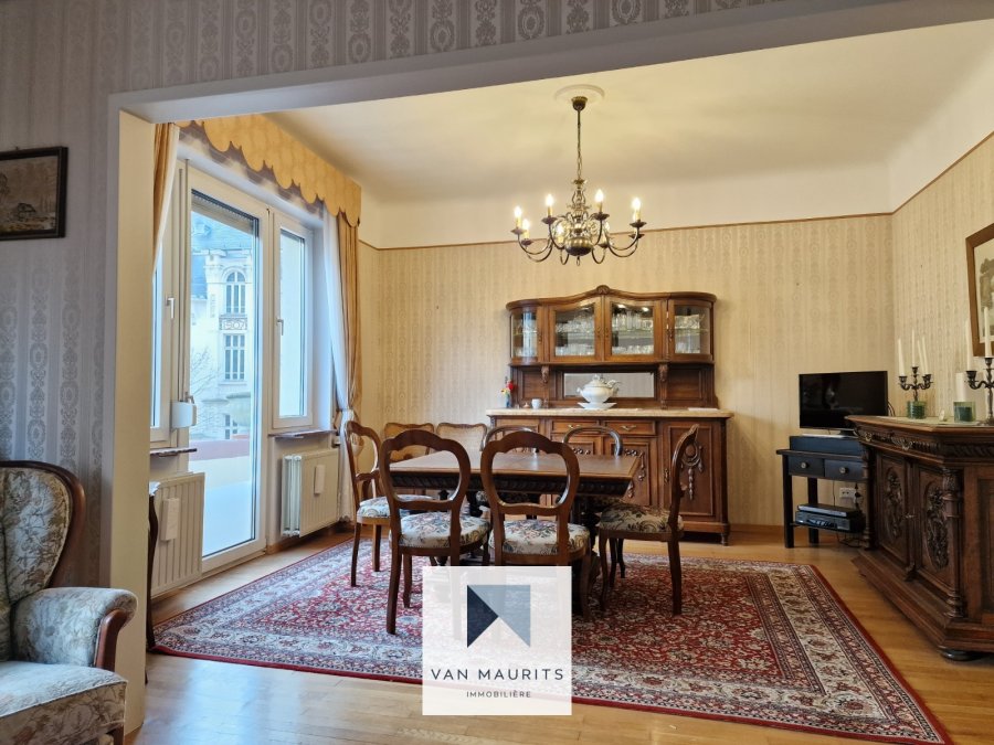 Maison à vendre 5 chambres à Luxembourg-Hollerich