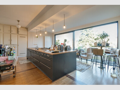 Maison jumelée à vendre 6 Chambres à Esch-sur-Alzette - Réf. 6701372