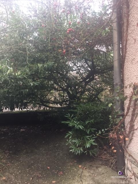 Detached house to let in Luxembourg-Centre ville