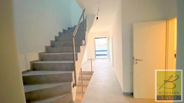 Maison à vendre 5 chambres à Belvaux