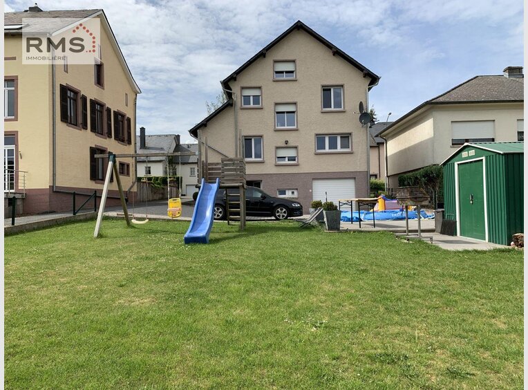 House for sale 5 bedrooms in Niederfeulen (LU) - Ref. 6710124