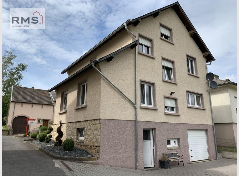 House for sale 5 bedrooms in Niederfeulen (LU) - Ref. 6710124