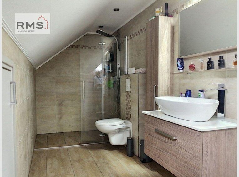 House for sale 5 bedrooms in Niederfeulen (LU) - Ref. 6710124