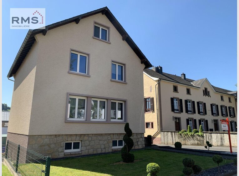 House for sale 5 bedrooms in Niederfeulen (LU) - Ref. 6710124