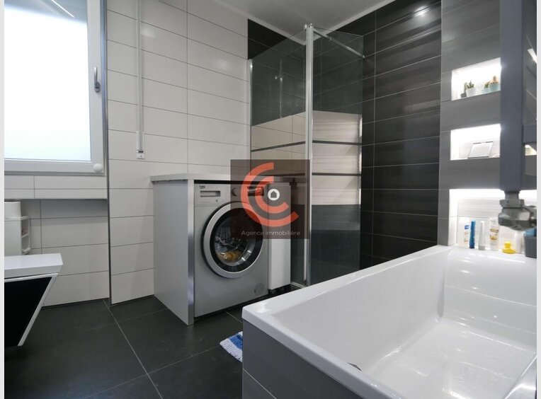 Appartement à louer 2 Chambres à Luxembourg (LU) - Réf. 6595436
