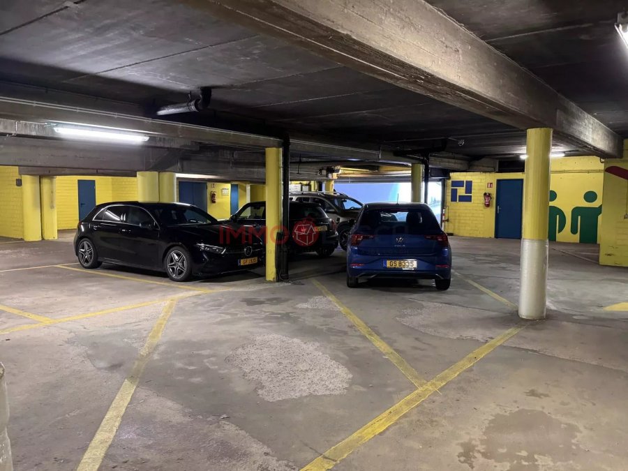 Garage - Parking