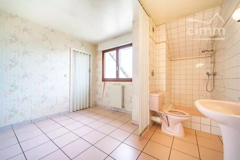 House to sell 4 bedrooms in Mondercange