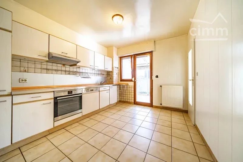 House to sell 4 bedrooms in Mondercange
