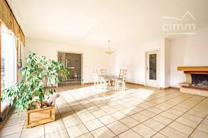 House to sell 4 bedrooms in Mondercange