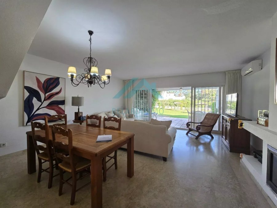 Maison mitoyenne à vendre 3 chambres à Marbella