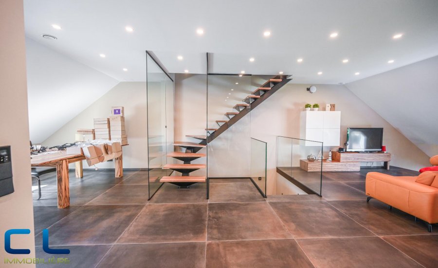 Maison jumelée à vendre 5 chambres à Bettborn