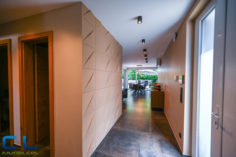 Maison jumelée à vendre 5 chambres à Bettborn