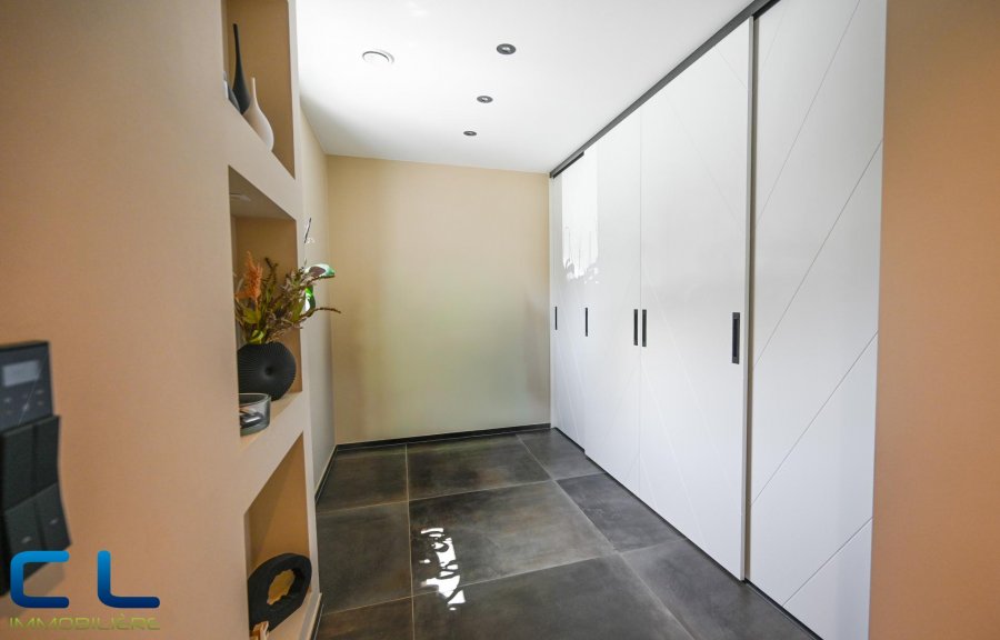 Maison jumelée à vendre 5 chambres à Bettborn