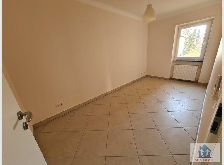 House for sale 5 bedrooms in Leudelange (LU) - Ref. 7125452