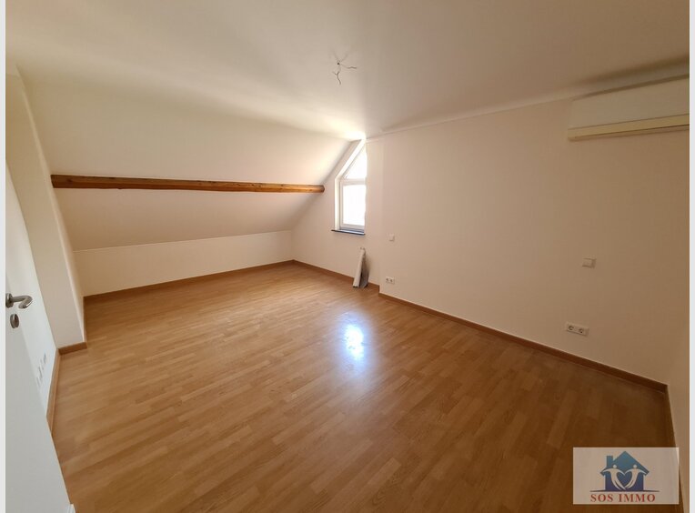 House for sale 5 bedrooms in Leudelange (LU) - Ref. 7125452