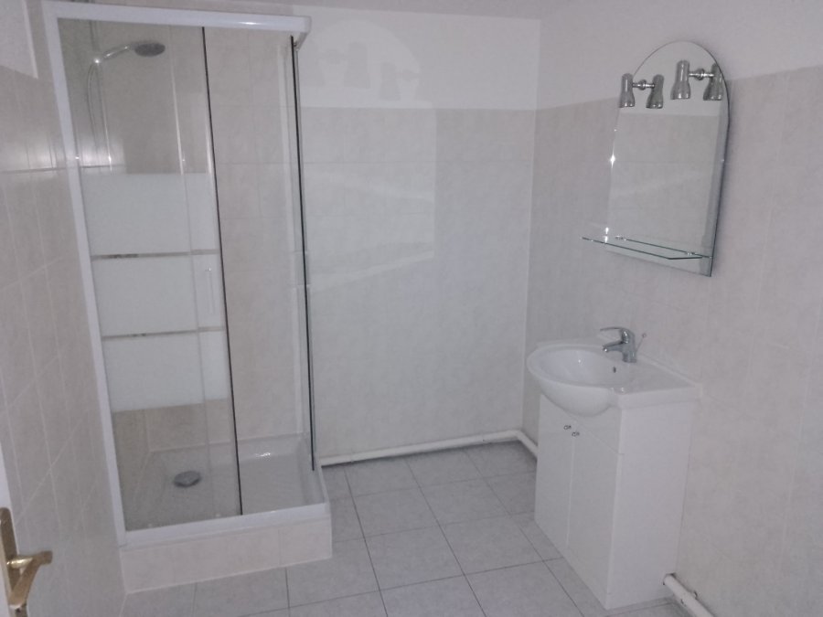 Appartement à louer F2 à Valleroy