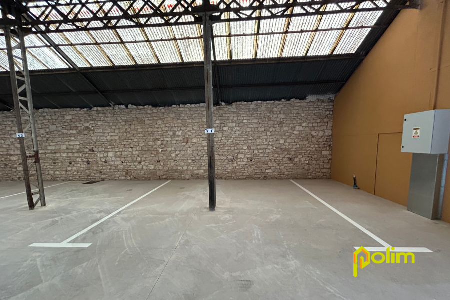 Garage - Parking