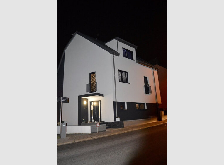 Haus zum Kauf 7 Zimmer in Soleuvre (LU) - Ref. 6587405