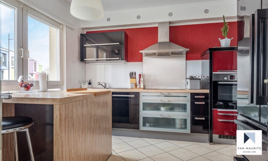 Maison à vendre 4 chambres à Luxembourg-Cents