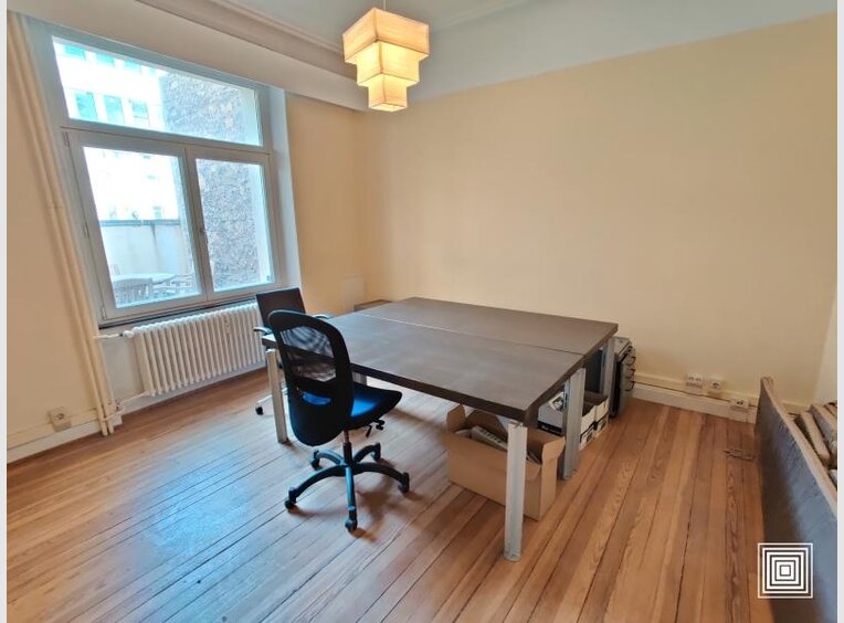 Bureau à louer 3 Chambres à Luxembourg (LU) - Réf. 5067037