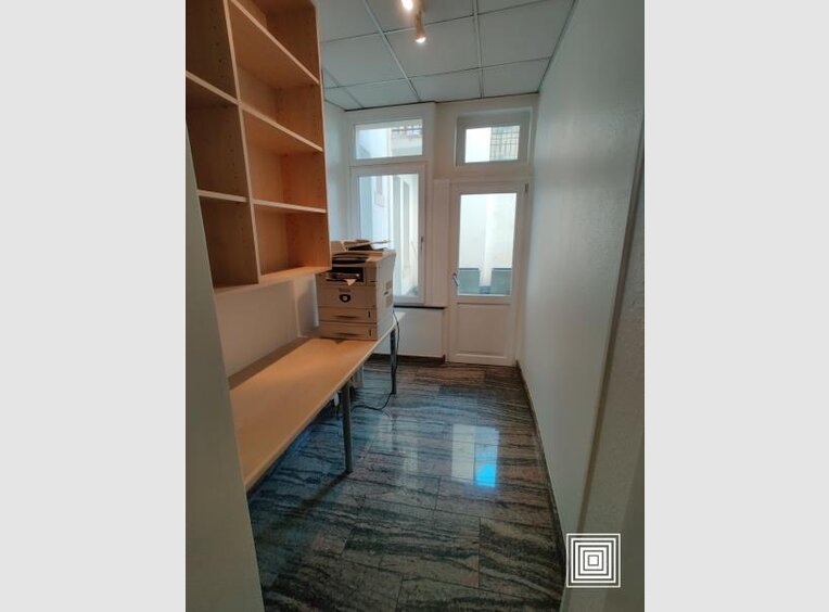 Bureau à louer 3 Chambres à Luxembourg (LU) - Réf. 5067037