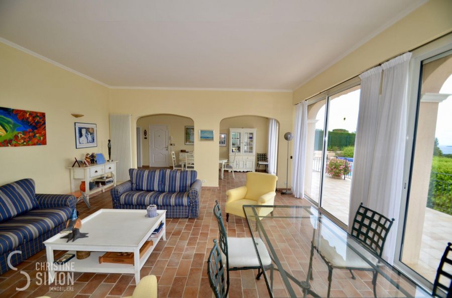 Villa à vendre 4 chambres à Mandelieu-la-napoule