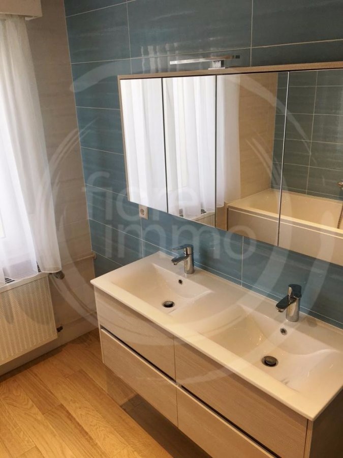 Maison à louer 3 chambres à Luxembourg-Kirchberg