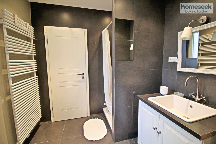 Maison jumelée à vendre 4 chambres à Luxembourg-Limpertsberg