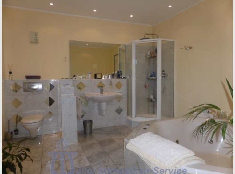 Einfamilienhaus zum Kauf 7 Zimmer in Homburg (DE) - Ref. 6644285