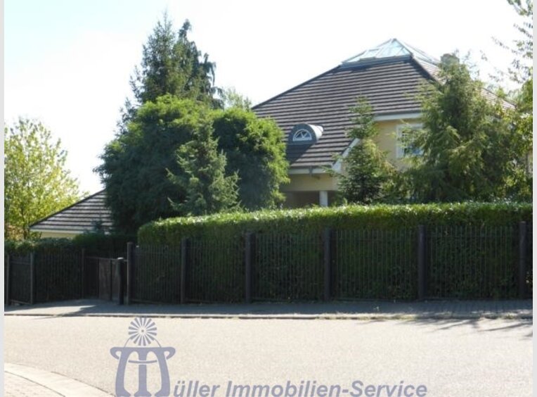 Einfamilienhaus zum Kauf 7 Zimmer in Homburg (DE) - Ref. 6644285