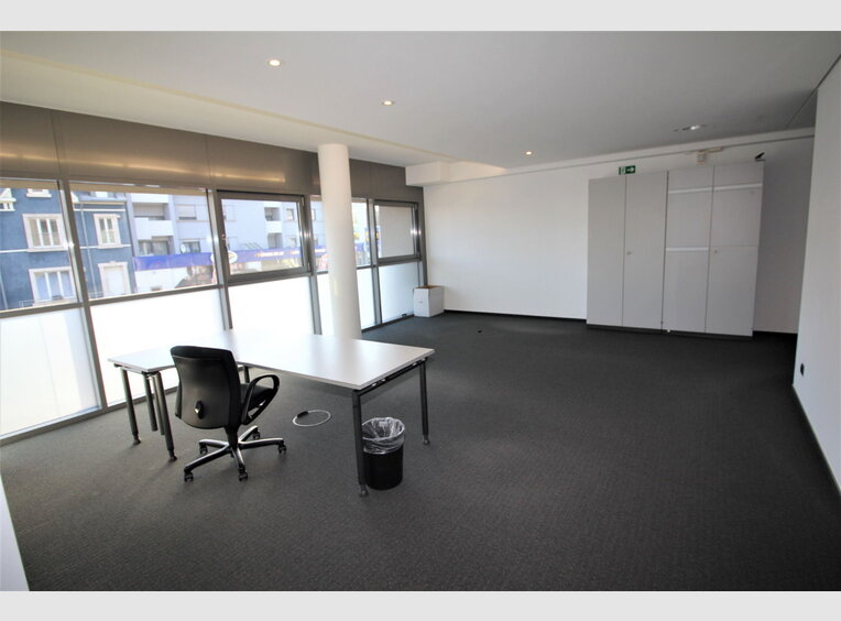 Bureau à louer à Luxembourg (LU) - Réf. 6681149