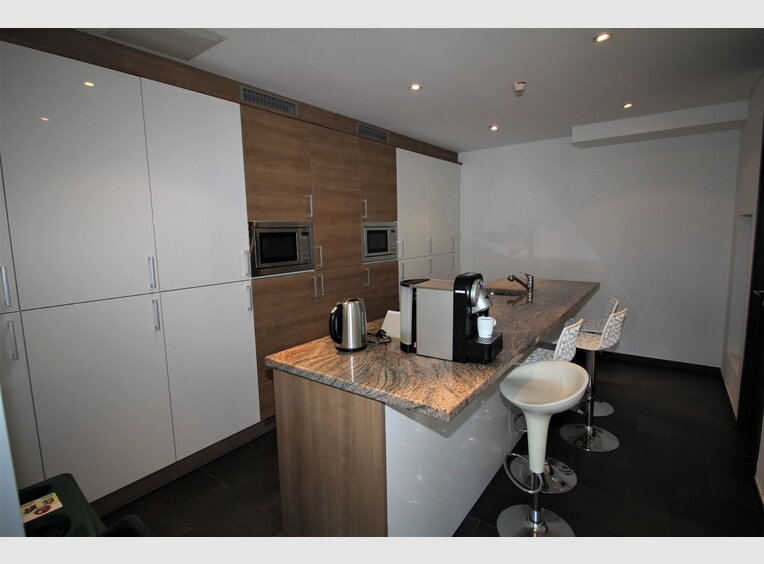 Bureau à louer à Luxembourg (LU) - Réf. 6681149
