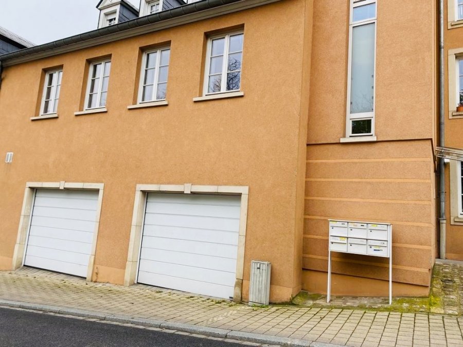 Garage fermé à louer à Luxembourg-Clausen